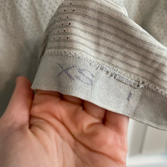 Lululemon Metal Vent Breathe Long Sleeve - Picture 5 of 5